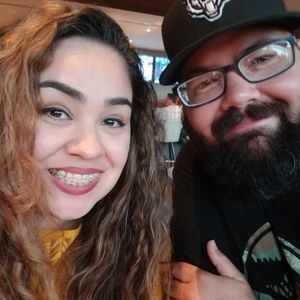 Meet your Posher, Lea